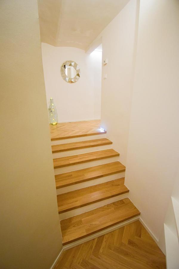 Sibilla Suite Apartment - Via Piella 14 Bologna Eksteriør billede